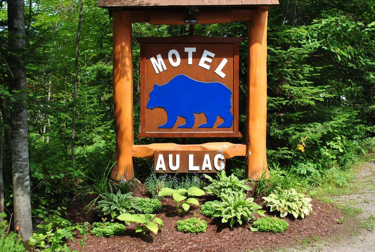 Motel Ours Bleu Lac-Saguay Buitenkant foto